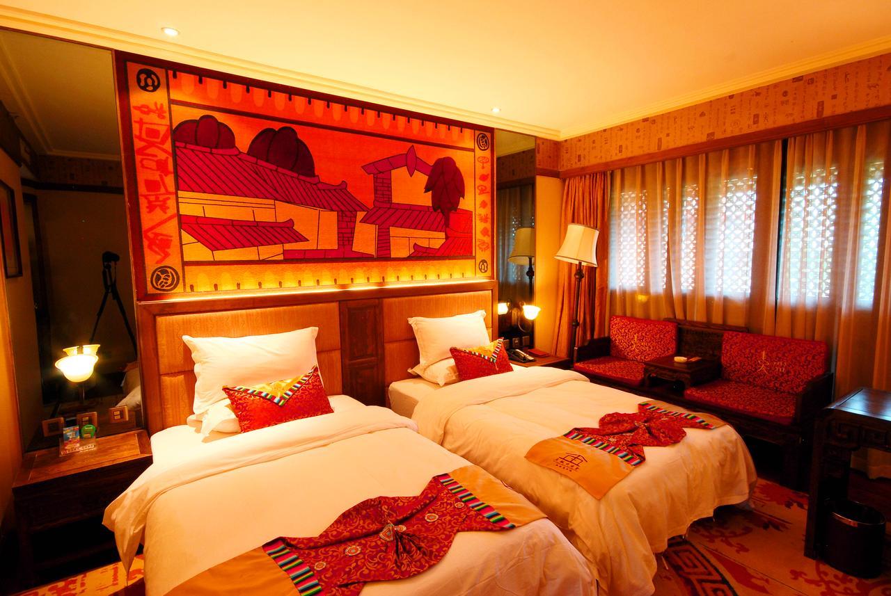 Lijiang Jinfu Hotel Exterior photo